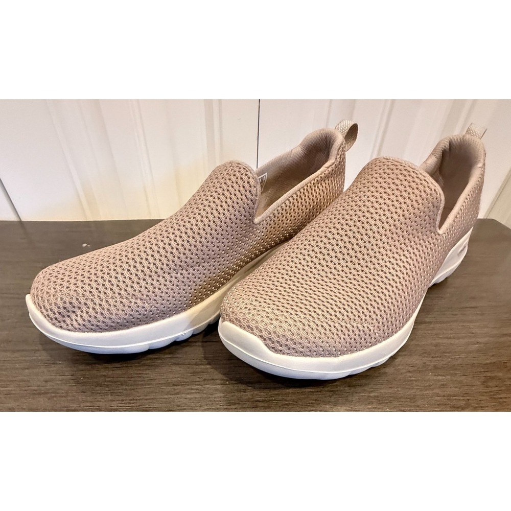 Skechers GOwalk Goga Max Slip On Shoes Womens 7.5 Taupe Comfort Walking Mesh